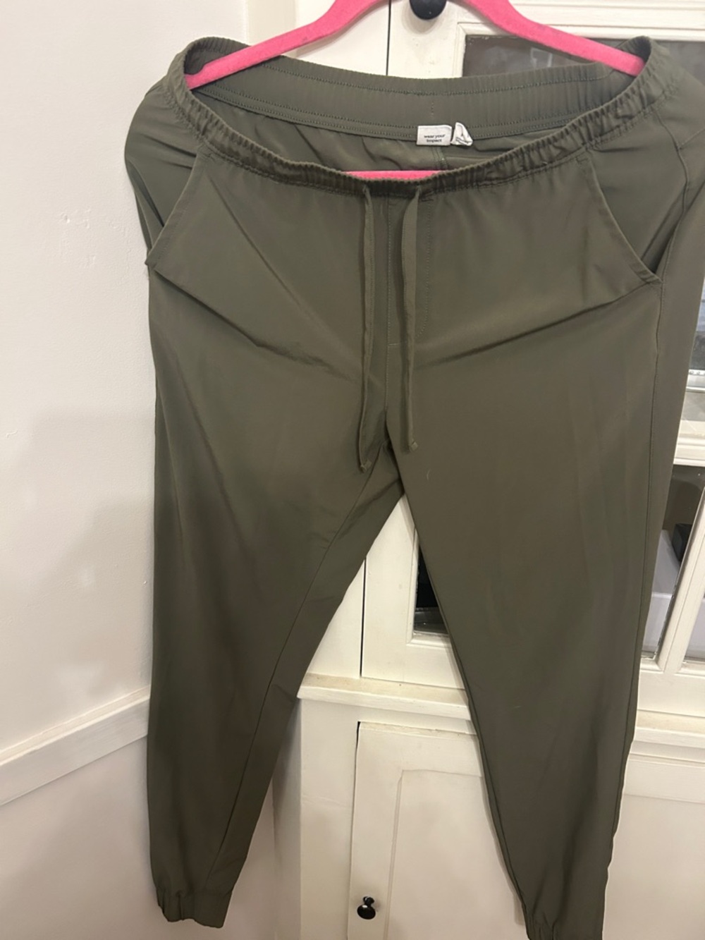 Tentree Organic Cotton Women’s Olive Green Jogger Pants with Drawstring Waist